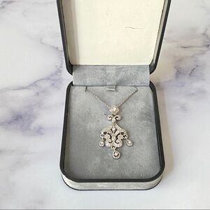 NWOT 925 Sterling Silver Sparkly Dangle Necklace